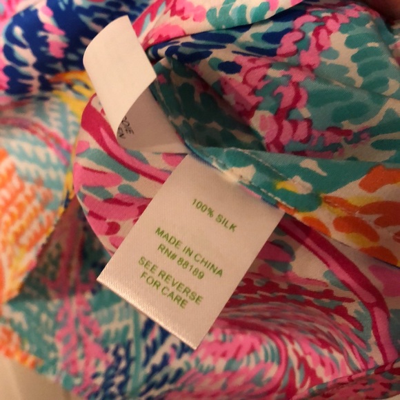 Lilly Pulitzer Elsa Silk blouse small - Picture 4 of 14